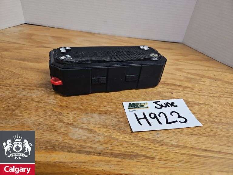 Bluetooth Speaker *No Cords, Working Condition Unknown*