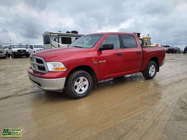 2009  Dodge  Ram 1500  4x4 SLT 4dr Crew Cab 5.5 ft. SB