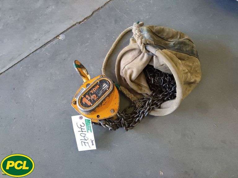 Kito 1.5 Ton 15ft Chain Hoist