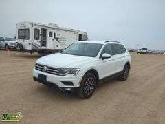 2018  Volkswagen  Tiguan  AWD 2.0T SE 4Motion 4dr SUV