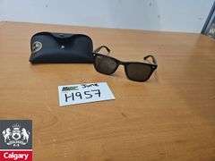 Ray Ban Sunglasses in Case *Cannot Guarantee Authenticity *