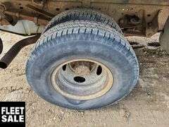 2004  Ford  F-350 Super Duty  S/A  Deck Truck
