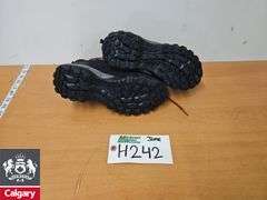 Hiking Boots Size 9