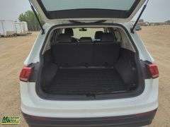 2018  Volkswagen  Tiguan  AWD 2.0T SE 4Motion 4dr SUV
