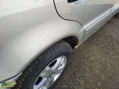 2005  Mercedes-Benz  M-Class  ML 350 4MATIC AWD SUV