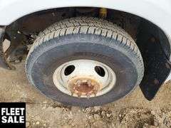 2004  Ford  F-350 Super Duty  S/A  Deck Truck