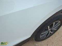 2018  Volkswagen  Tiguan  AWD 2.0T SE 4Motion 4dr SUV