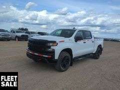 2021  Chevrolet  Silverado 1500  4x4 Custom Trail Boss 4dr Crew Cab 5.8 ft. SB
