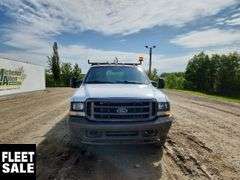 2004  Ford  F-350 Super Duty  S/A  Deck Truck