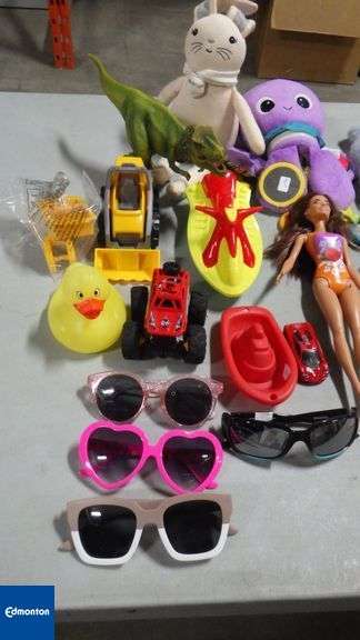 Lot of assorted kids stuff