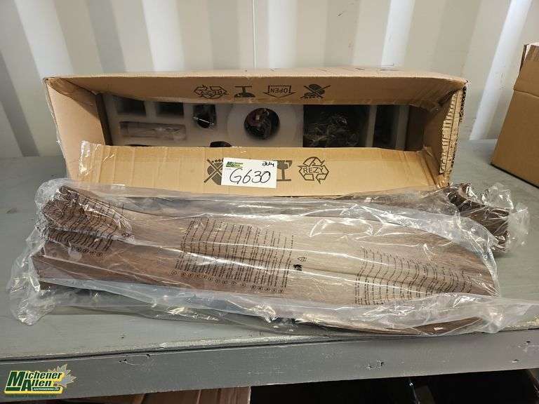 Box with 48in Industrial Fan with Remote Control- Qty.1