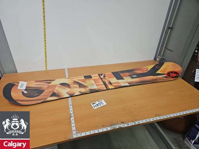 Snowboard