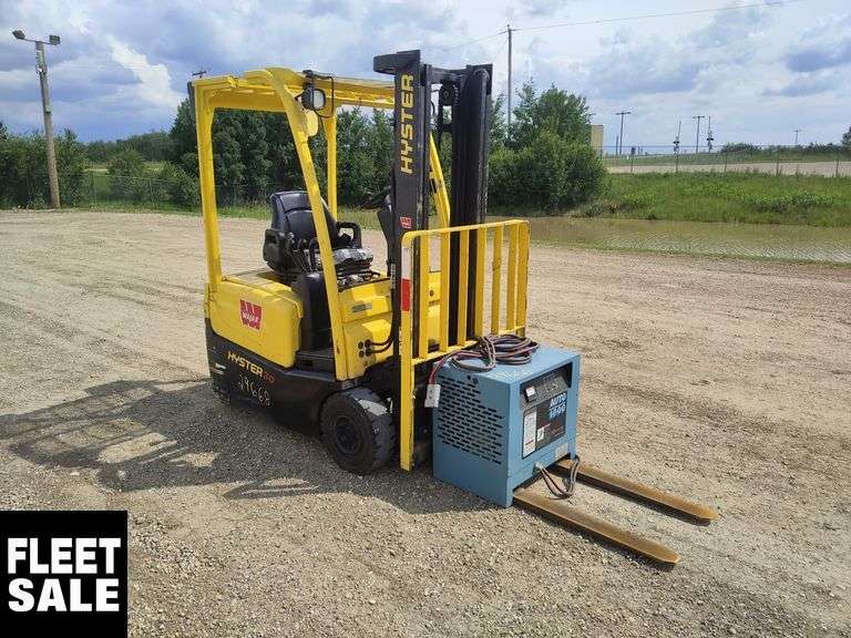 2010  Hyster  J30XNT  1360  KG  Forklift