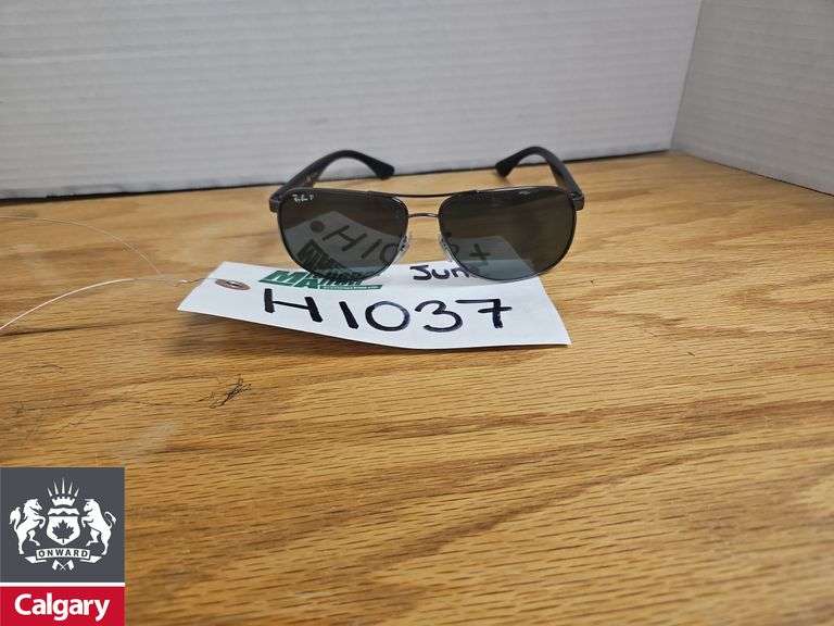 Ray Bans Sunglasses *Cannot Guarantee Authenticity *