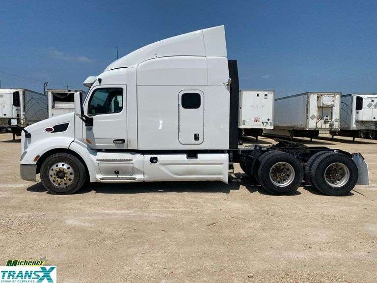 2019  Peterbilt  579  T/A  Sleeper Tractor