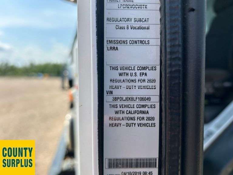 2020  Peterbilt  520  T/A  Refuse Truck