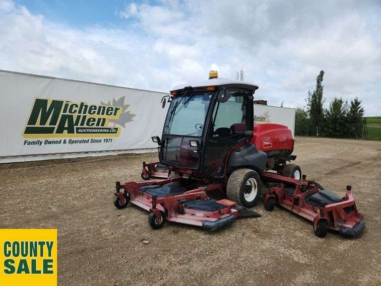 2013  Toro  Grounds Master 5910  Mower