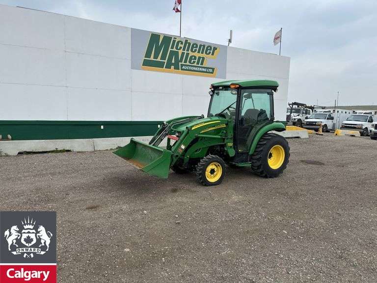 2011  John Deere  3520  Tractor