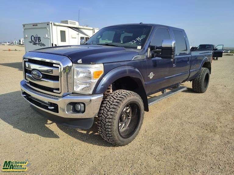 2013  Ford  F-350 Super Duty  4x4 Lariat 4dr Crew Cab 8 ft. LB SRW Diesel