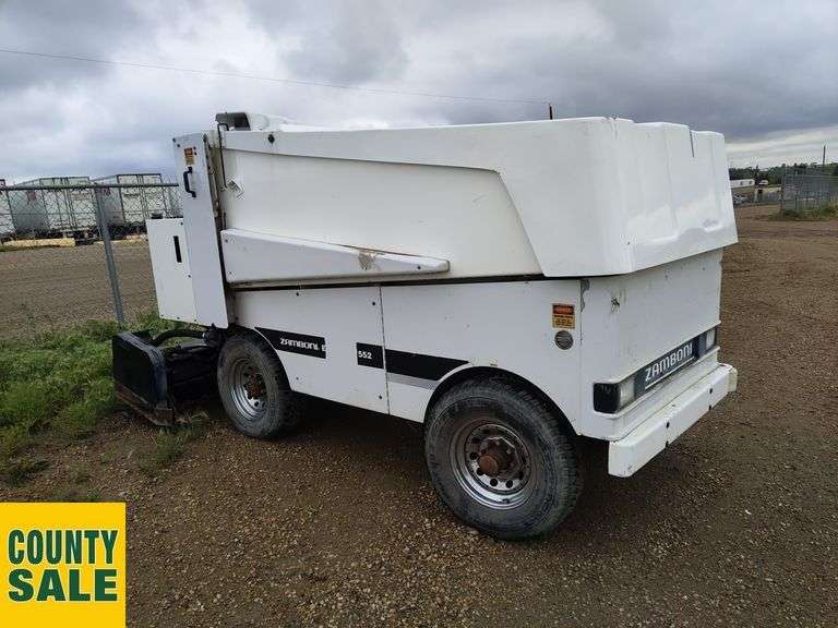 Non-Operable  1999  Zamboni   552  Ice Resurfacer