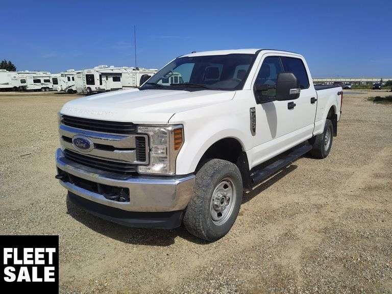 2019  Ford  F-250 Super Duty  4x4 XLT 4dr Crew Cab 6.8 ft. SB