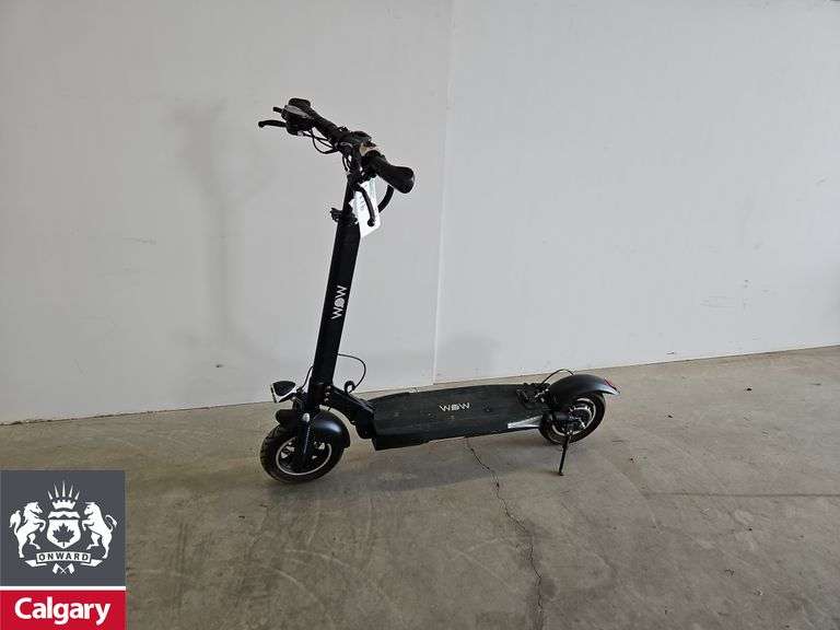 Black Unisex Wow Electric Scooter *Working/Battery Condition Unknown, No Key, No Charger*