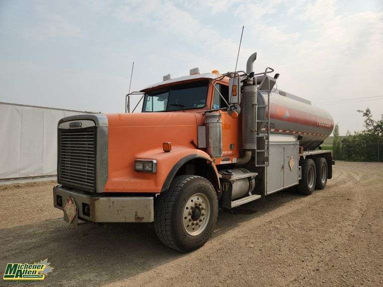 2007  Freightliner  FLD120 SD  T/A  Fuel Tank Truck