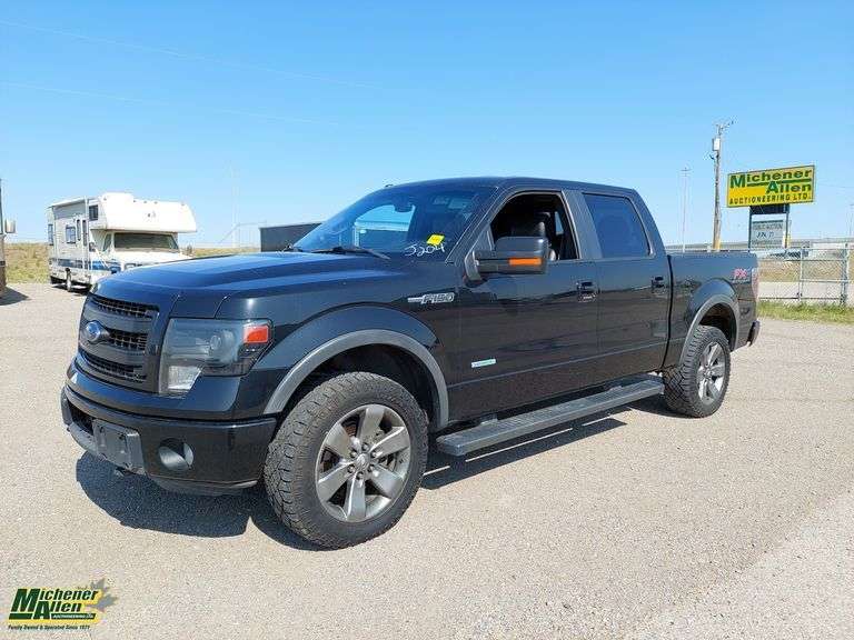 2013  Ford  F-150  4x4 XL 4dr SuperCrew FX4 Styleside 5.5 ft. SB