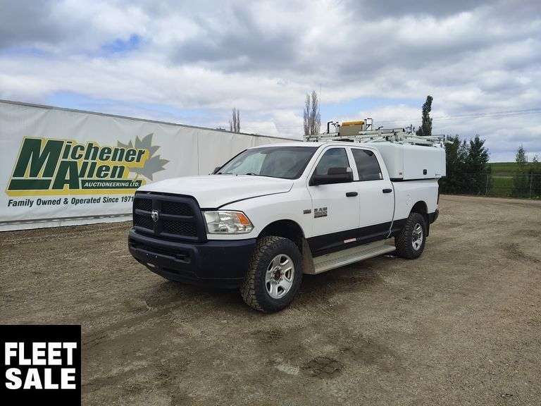 2015  Ram  3500  4x4 4dr Crew Cab 6.3 ft. SB SRW   4x4