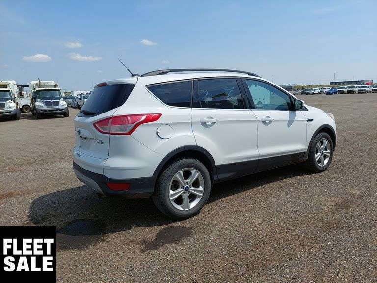 2015  Ford  Escape  SE 4WD 4dr SUV