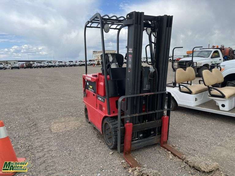 Non-Operable  Raymond  3500  LBS  Forklift
