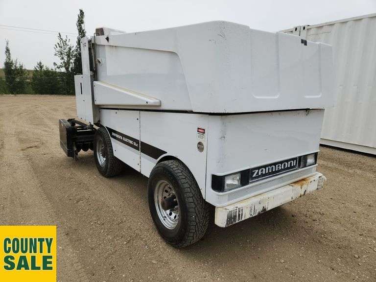 Non-Operable  2001  Zamboni  552  Ice Resurfacer