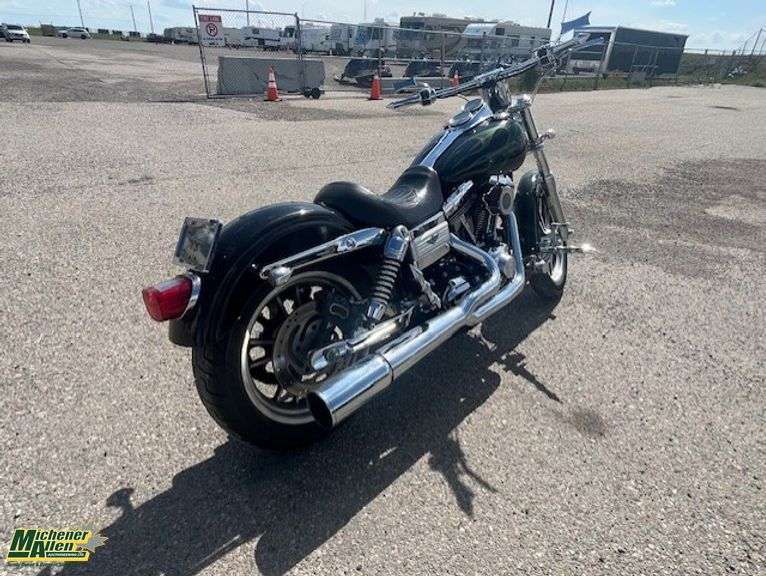 2006  Harley-Davidson  FXDLI Dyna Low  Rider Motorcycle