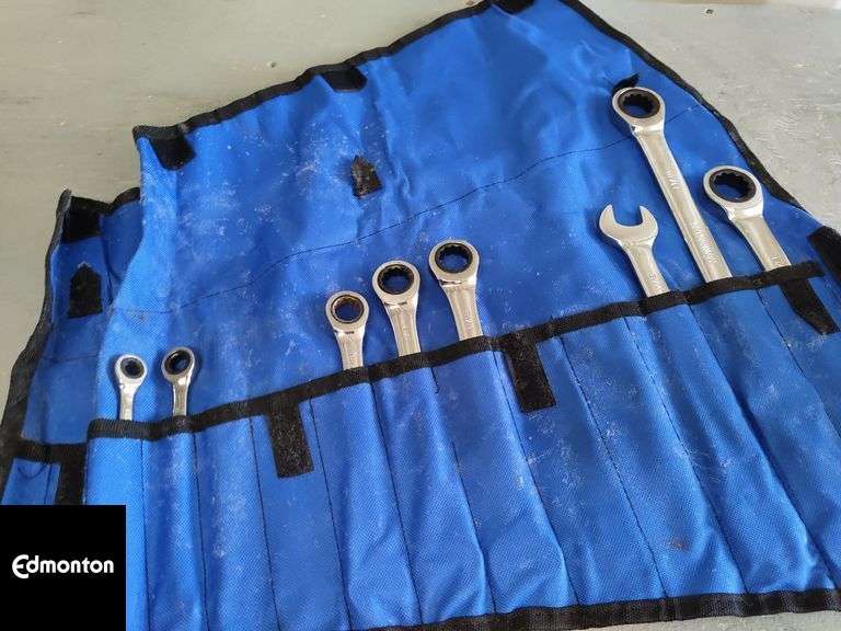 Box of Assorted Craftsman Wrenches - Qty 1