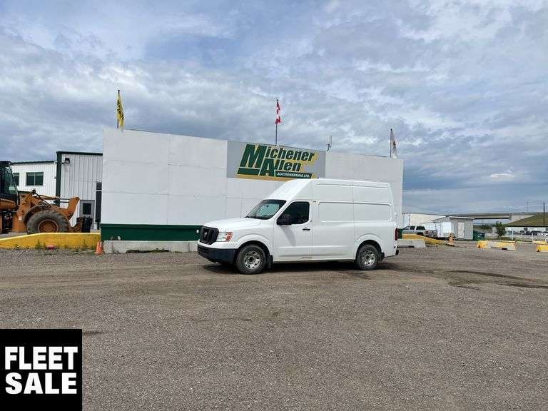 2013  Nissan  NV  3500 HD SV 3dr Cargo Van w/High Roof  Cargo Van