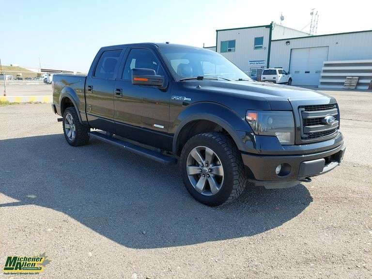 2013  Ford  F-150  4x4 XL 4dr SuperCrew FX4 Styleside 5.5 ft. SB