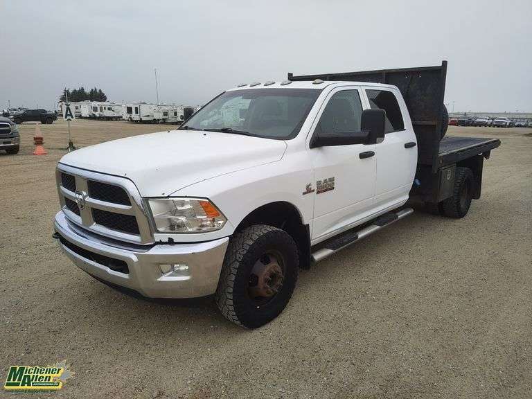 2018  Ram  3500 4x4  S/A  Deck Truck