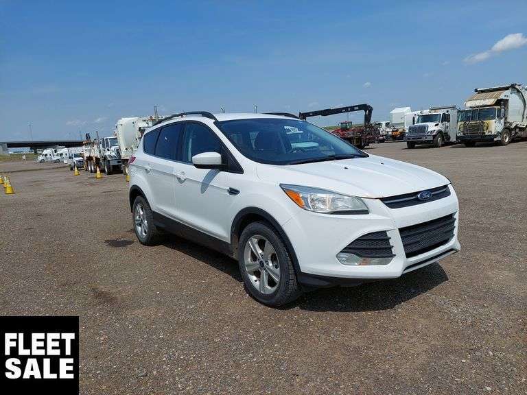 2015  Ford  Escape  SE 4WD 4dr SUV