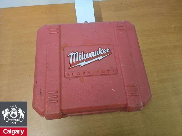 Milwaukee Air Nailer in Case