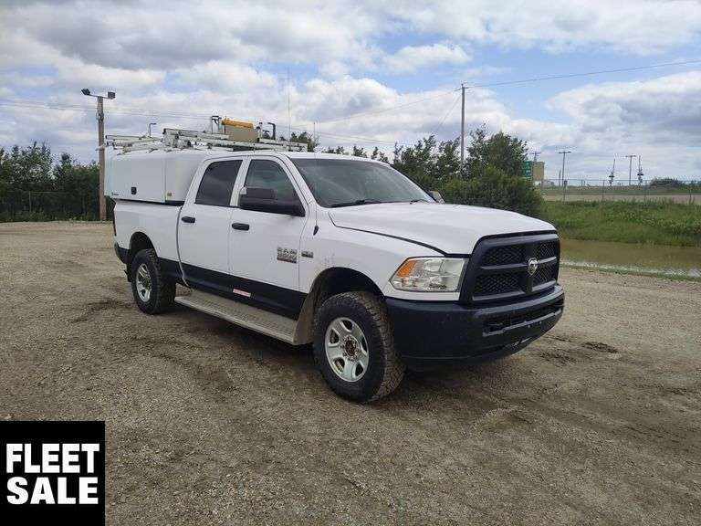 2015  Ram  3500  4x4 4dr Crew Cab 6.3 ft. SB SRW   4x4