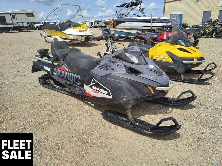 2016 SkiDoo Skandic WT Michener Allen Auctioneering Ltd