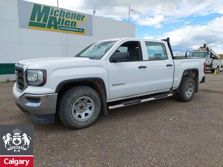 2017  GMC  Sierra 1500  4x2 4dr Crew Cab EcoTec