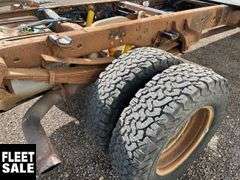 2014  Ford  F-350 Super Duty 4X4  Dual Rear Wheel  Cab & Chassis