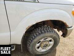 2015  Ford  F-350 Super Duty 4x4  S/A  Deck Truck