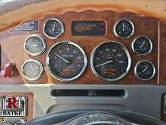 2009  Peterbilt  388  T/A  Wet Kit Sleeper Tractor