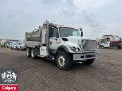 2011  International  WorkStar 7500  T/A  Dump Truck