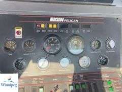 2002  Elgin  Pelican Series P  Elgin Sweeper CO.     Pelican Series P  Street Sweeper