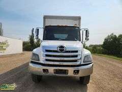 2014  Hino  338  S/A  Van Body Truck