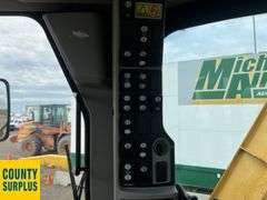 2015  Caterpillar   14M  Grader  Ripper/Scarifier, Snow Wing, Front Lift Group