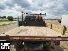 2015  Ford  F-350 Super Duty 4x4  S/A  Deck Truck